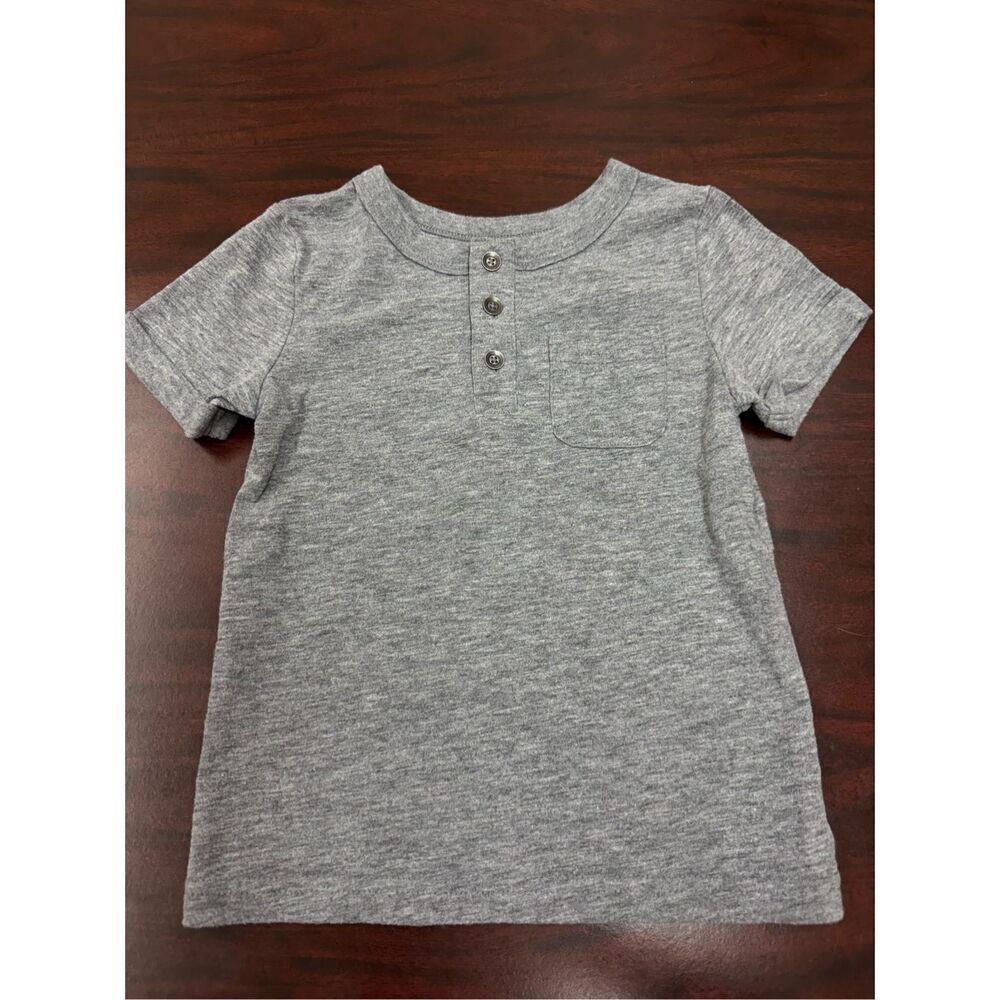 Cat & Jack Boys 3T Grey Short Sleeve Pocket Tee